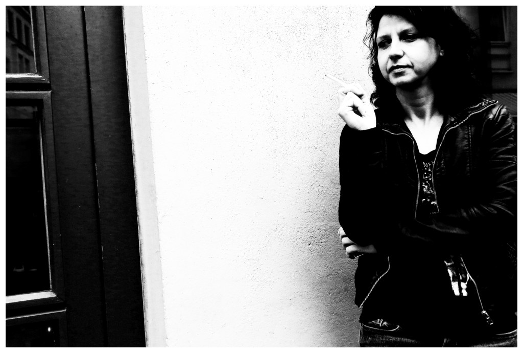 Thoughtful cigarette